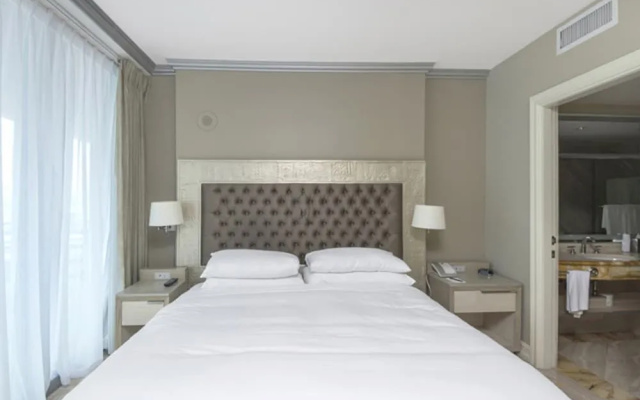 Private Condos at 101 Ocean by LMC