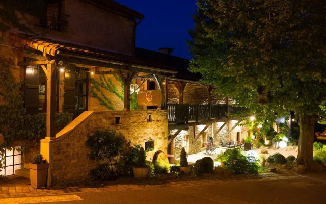 hotelImage