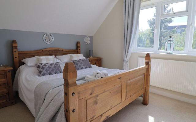 Rosemarie Annexe