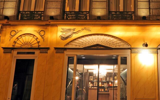 New Hotel Roblin Париж вид на фасад
