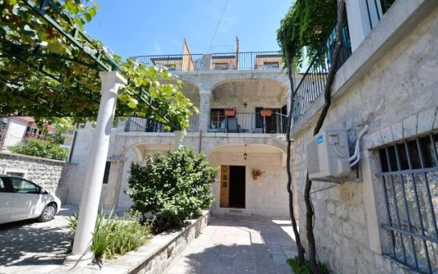 Отель Guesthouse Anita Черногория, Доброта - отзывы, цены и фото номеров - забронировать отель Guesthouse Anita онлайн вид на фасад