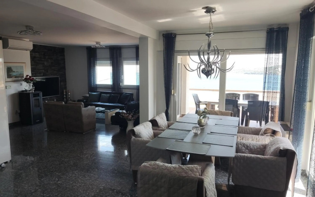 Villa Sanja I