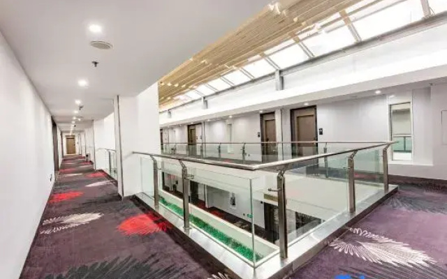 Elan Select Hotel (Rudong Bus Station)
