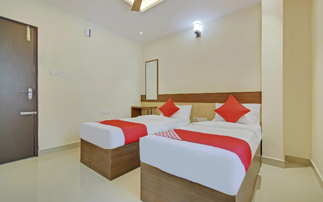 Capital O 37517 Withinn Hotel