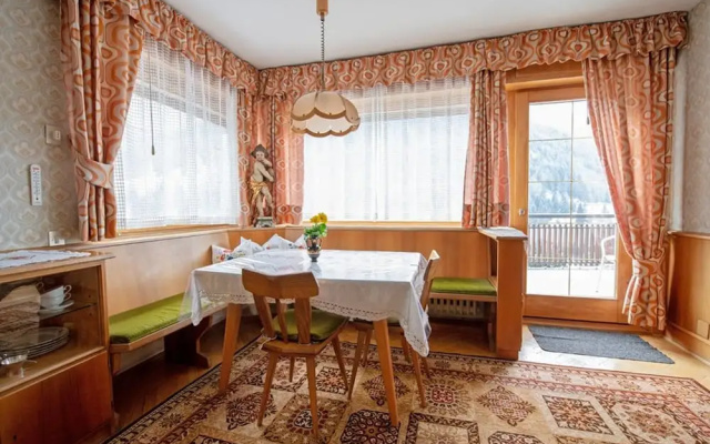 Apartment Raieta