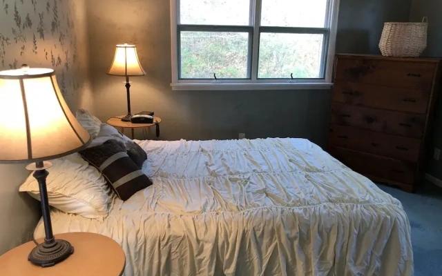 Silver Spring Chalet - GetAway