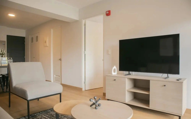 w Contemporary 1BR w/ Balcony in Miraflores