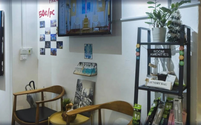 RedDoorz Hostel @ Bugis