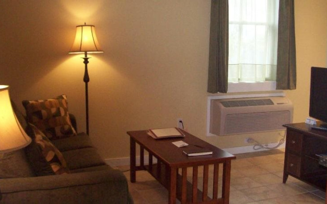 Colonels Suites