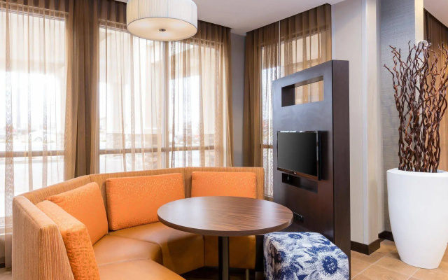 Courtyard by Marriott Bismarck North
