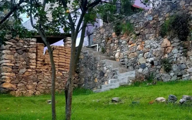 Cabaña La Roca