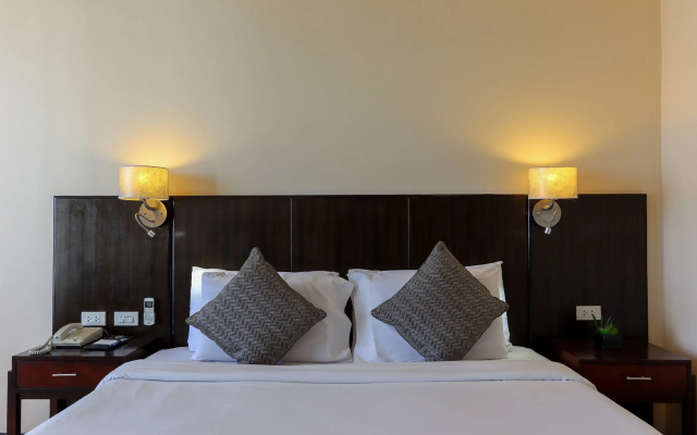 Paseo Premiere Hotel