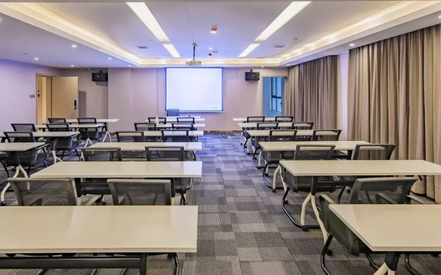 Lavande Hotel·Nanchang Shuanggang Jiangxi University of Finance and Economics