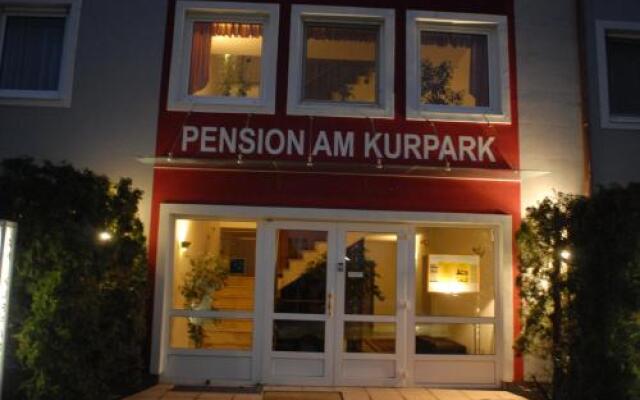 Отель Pension am Kurpark Вена вид на фасад