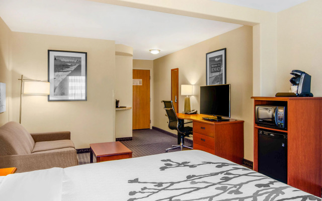 Sleep Inn & Suites