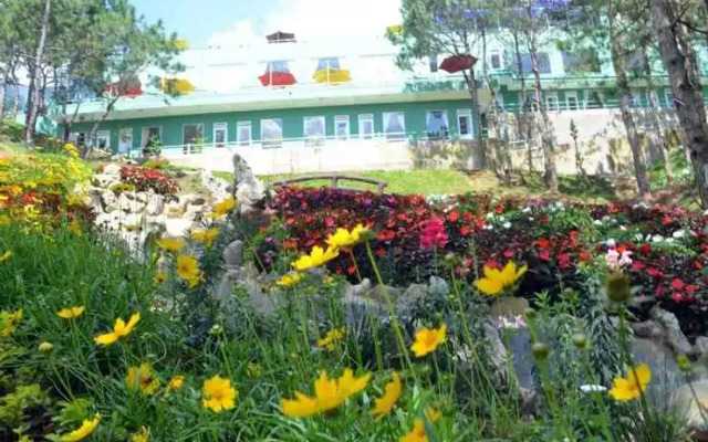 Rung Hoa Hotel