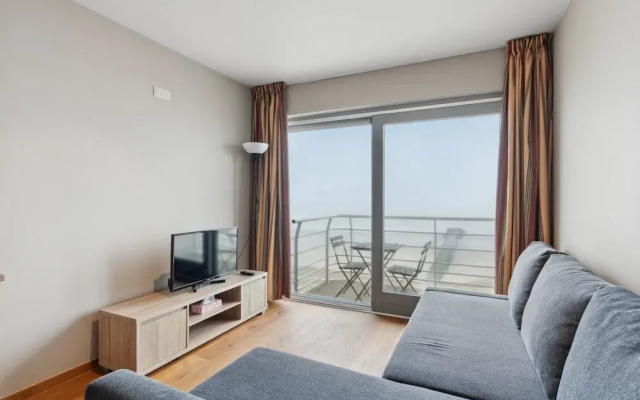 Cosy Studio With sea and Beach Views