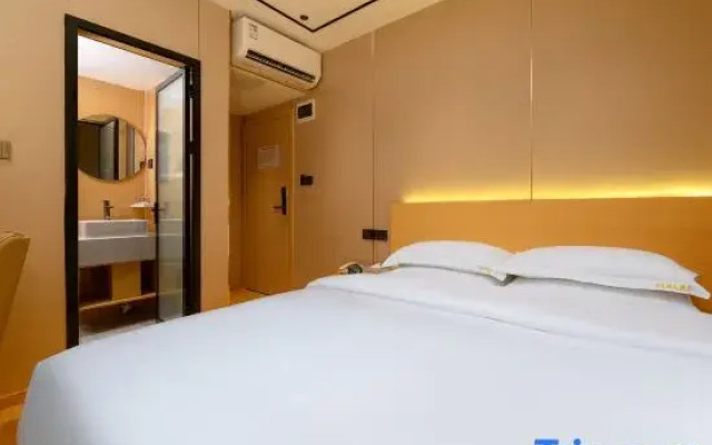 Zhuhai Baicheng Litian Hotel (Lovers South Road Seaside Swimming Pool)