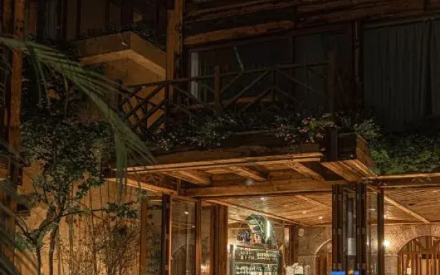Meilan Meilu · Forest  Healing  Guesthouse