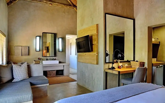 Ngala Lodge