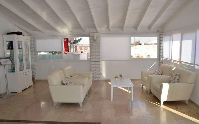 Hotel Yeni