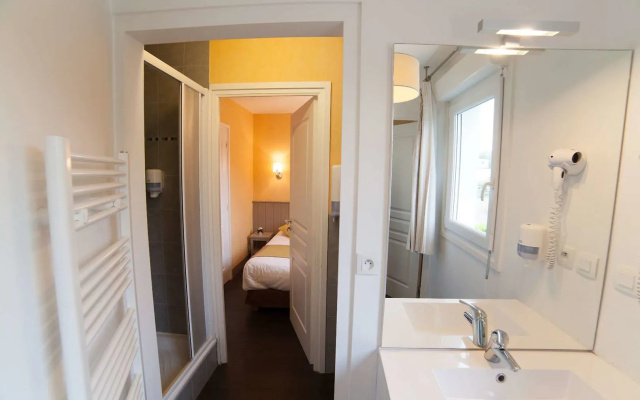 BRIT HOTEL Lannion vers Perros-Guirec