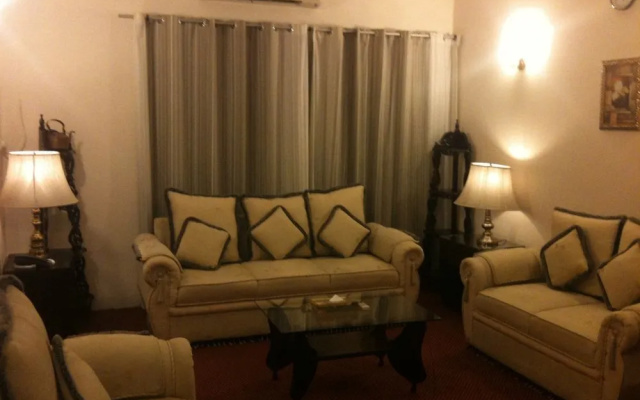 外交领馆区夏日皇宫酒店(Summer Palace Hotel - Diplomatic Enclave Area)