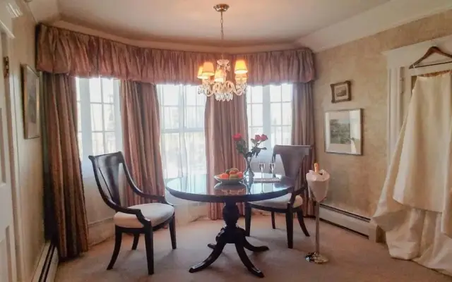 Copper Beech Inn