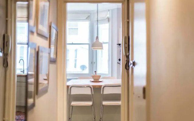 Stunning 2-bedroom Flat in Fulham