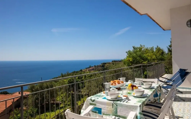 GECA'S House - Panoramic sea view studio