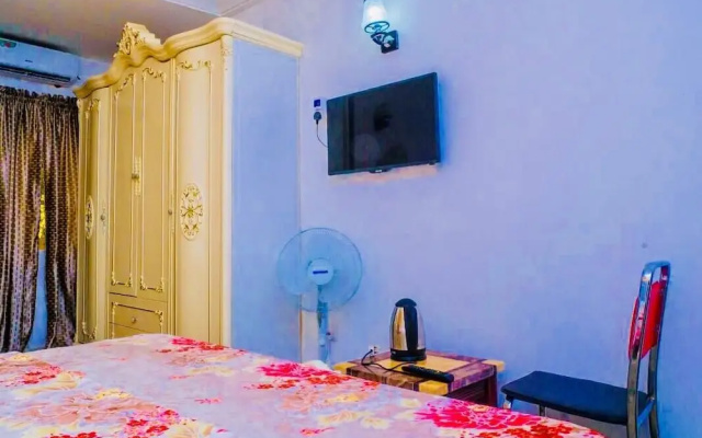 World Class Hotel