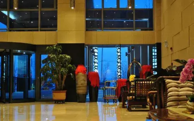 Yunpeng Sunshine Holiday Hotel