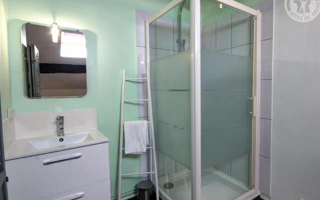 Gîte Cellieu, 4 pièces, 6 personnes - FR-1-496-8