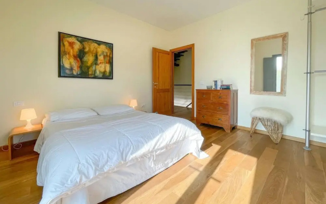 Belvilla by Oyo Amazing Apartment With Garden