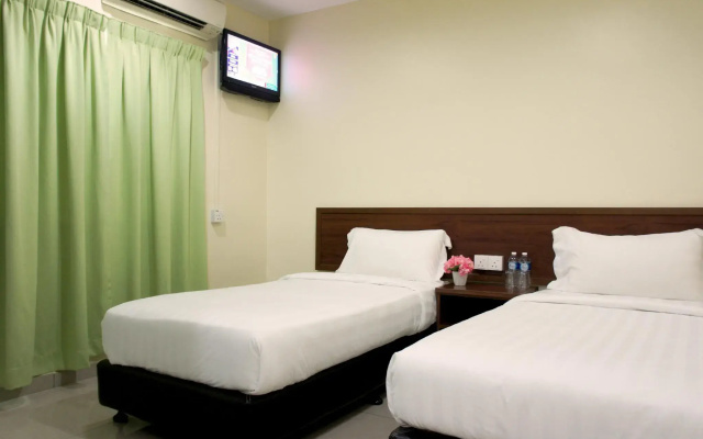 Maple Inn