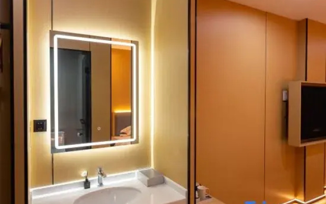 Qingdao Anboyu Light Luxury Hotel