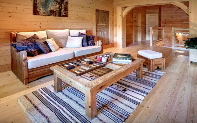 Lodge La Source OVO Network