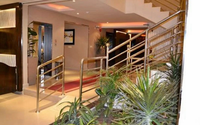 Sama Al Qasr Khorais - Economic