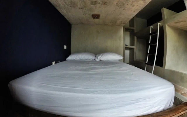 Lobo de Mar Hostel