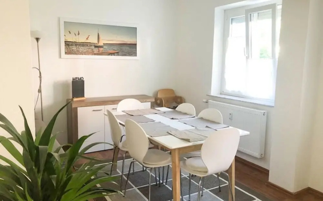 Attractive Apartment in Freiberg near Center