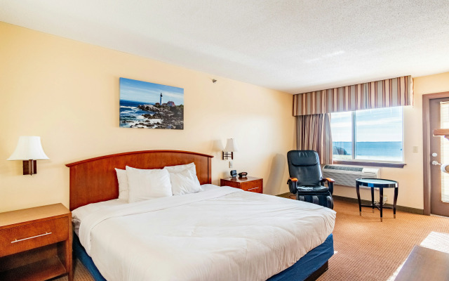 Fireside Inn & Suites - Belfast