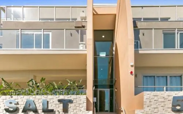 Salt 15 Luxury Apartment