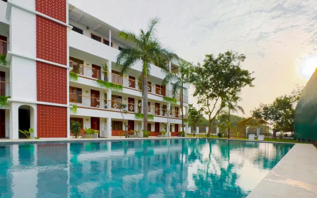 Madras Chronicle Bay Resort & Spa