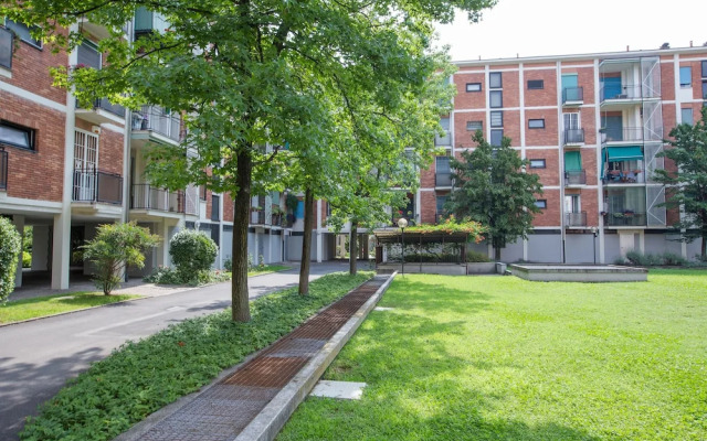 Milano Business Balcony Flat