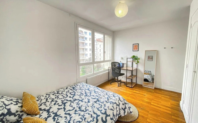 Private Room in a Shared Flat - Lyon 7th