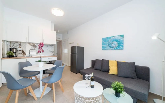 Thalassa & Thalassa Prive Residential Complexes