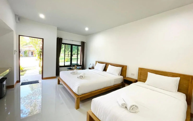 Baan Klang Suan Resort