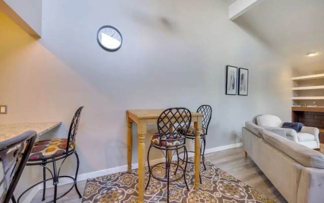 Pet-friendly Condo w/ Mountain View in Monument!
