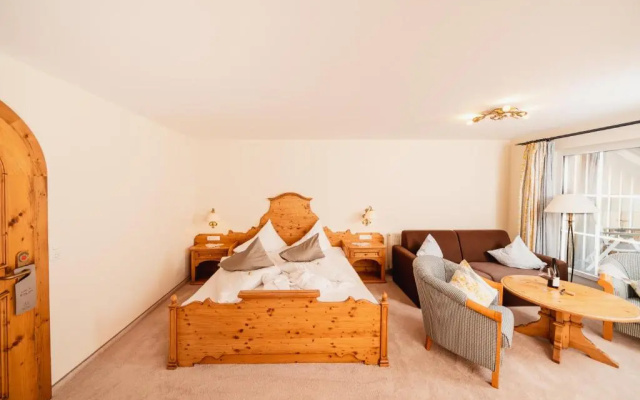 MONS suites wine passion