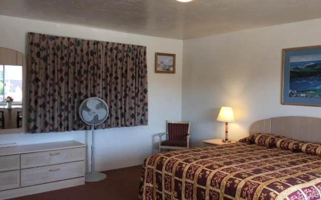 Old Marina Inn